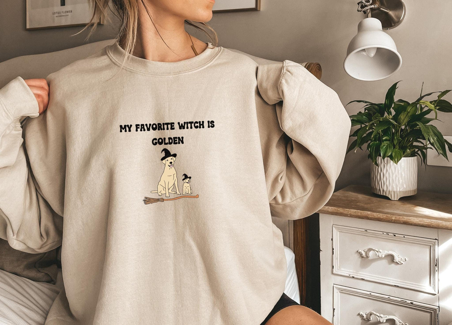 Golden Retriever Halloween dog sweatshirt,Funny Halloween shirt women, spooky ghost halloween party gift, trick or treat cute fall tee