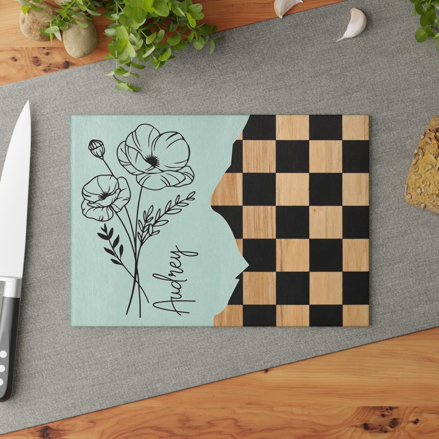 Personalized Birthflower Checkered Glass Cutting Board, Textured Tempered Glass Charcuterie Board , Custom Name New Home Gift for friend