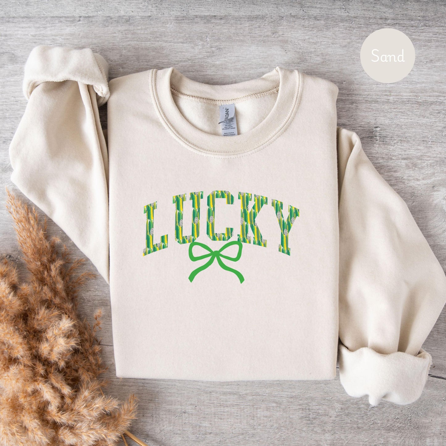 Coquette Lucky Sweatshirt, St Patricks Day Lucky Sweater with Bow, Irish Shamrock Sweatshirt, Saint Patricks Day Sweatshirt Women