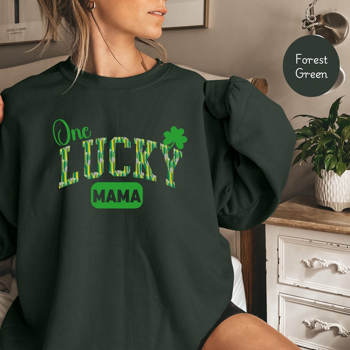 One Lucky Mama Sweatshirt, St Patricks Day Lucky Sweater for mom, Irish Shamrock Sweatshirt, Saint Patricks Day Sweatshirt Women