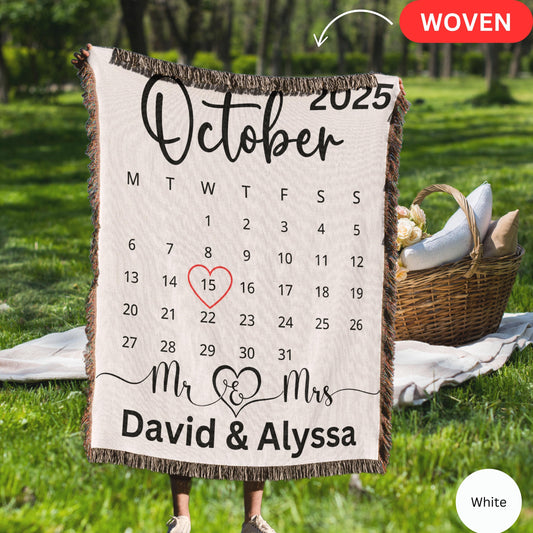 Mr mrs woven blanket, custom wedding gift for bride, married calendar gift, personalized wedding  Keepsake, Mr & Mrs blanket, bridal shower