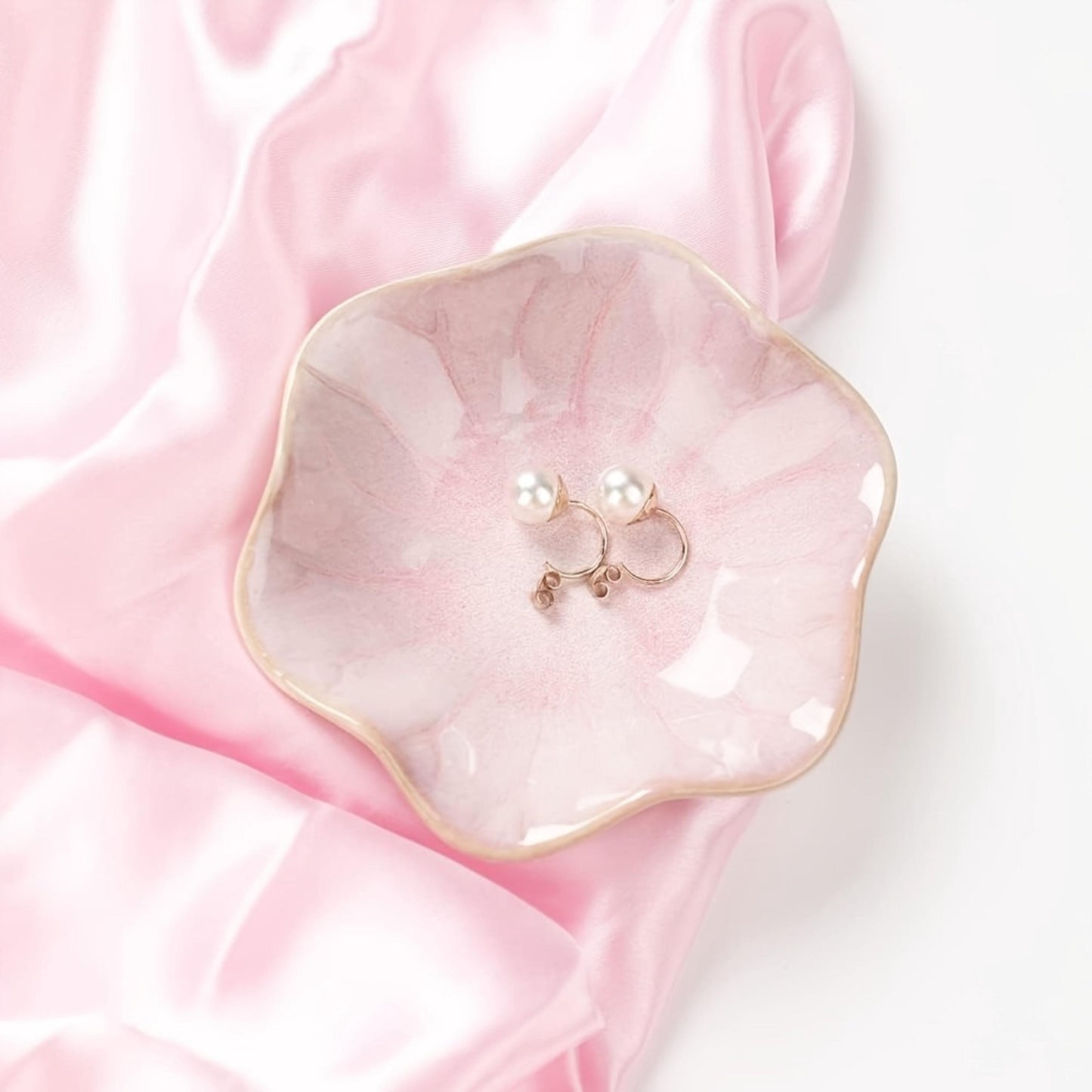 Personalized Ring Dish, Custom Trinket Dish, Bridesmaid proposal gift, Ceramic Jewelry Dish for her, Bridal Shower Gift, Mothers Day Gift