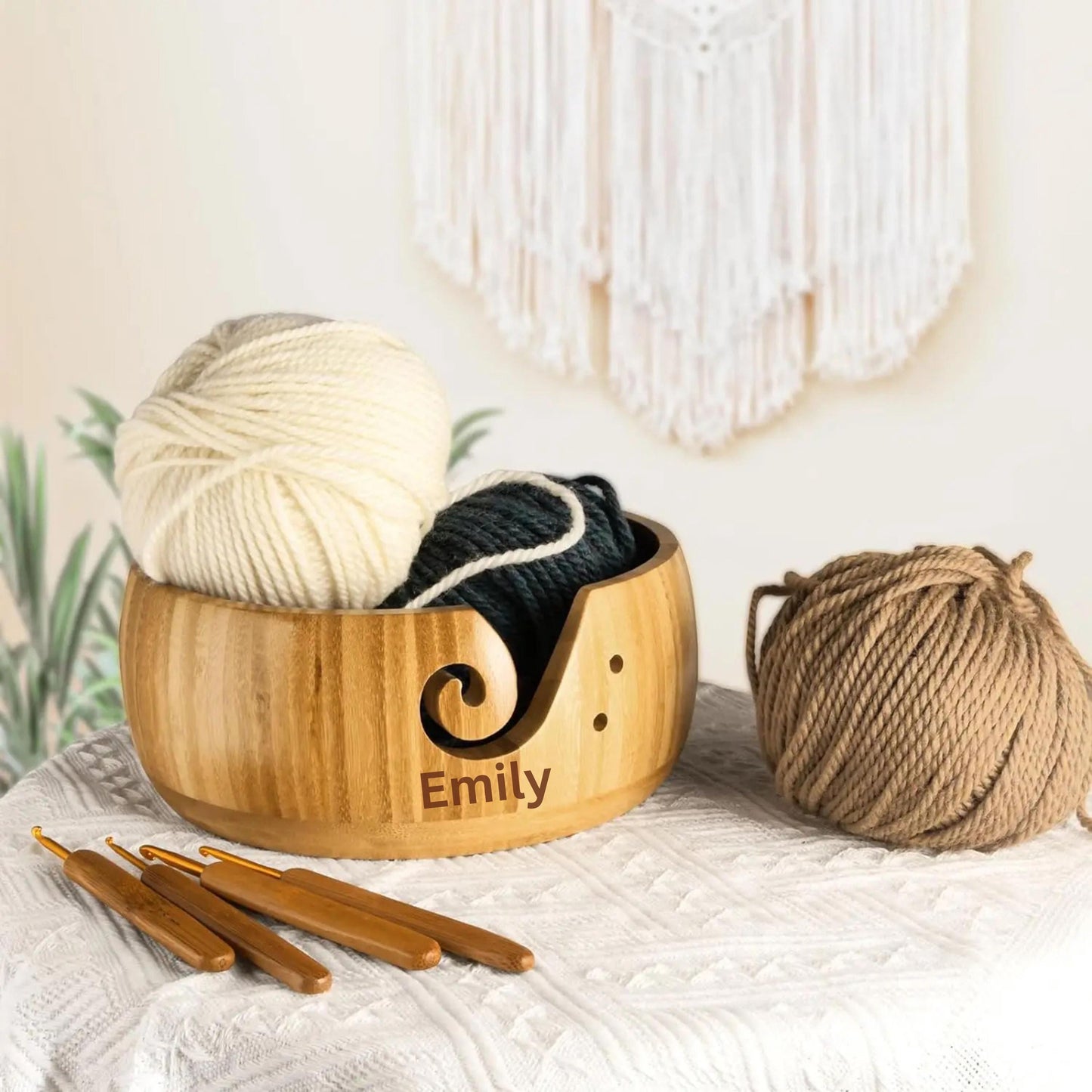 Custom Wooden Yarn Bowl, Personalized  Knitting Bowl with 8pcs Hooks, Crochet Accessories Yarn Holder, Dispenser Bowls Knitters & Crocheters