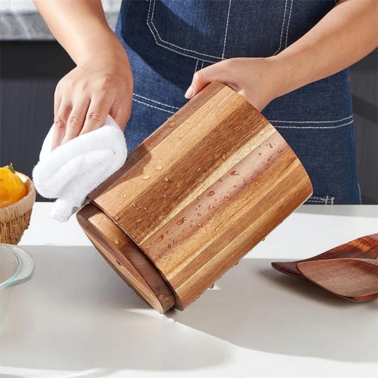 Custom Wooden Utensils Holder, Personalized Rotating Kitchen Utensil Container, Housewarming gift, Acacia Wood Kitchen Decor Organizer