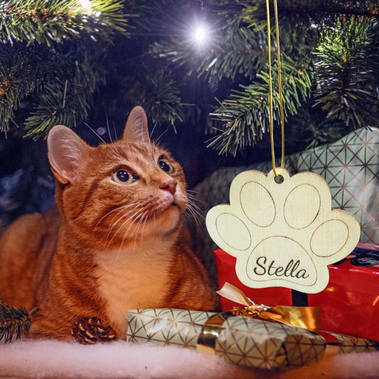 Engraved Pet Paw Ornament, Personalized Dog or Cat Name Memorial, Wooden Christmas Keepsake for Pet Lovers, Dog Paw Ornament