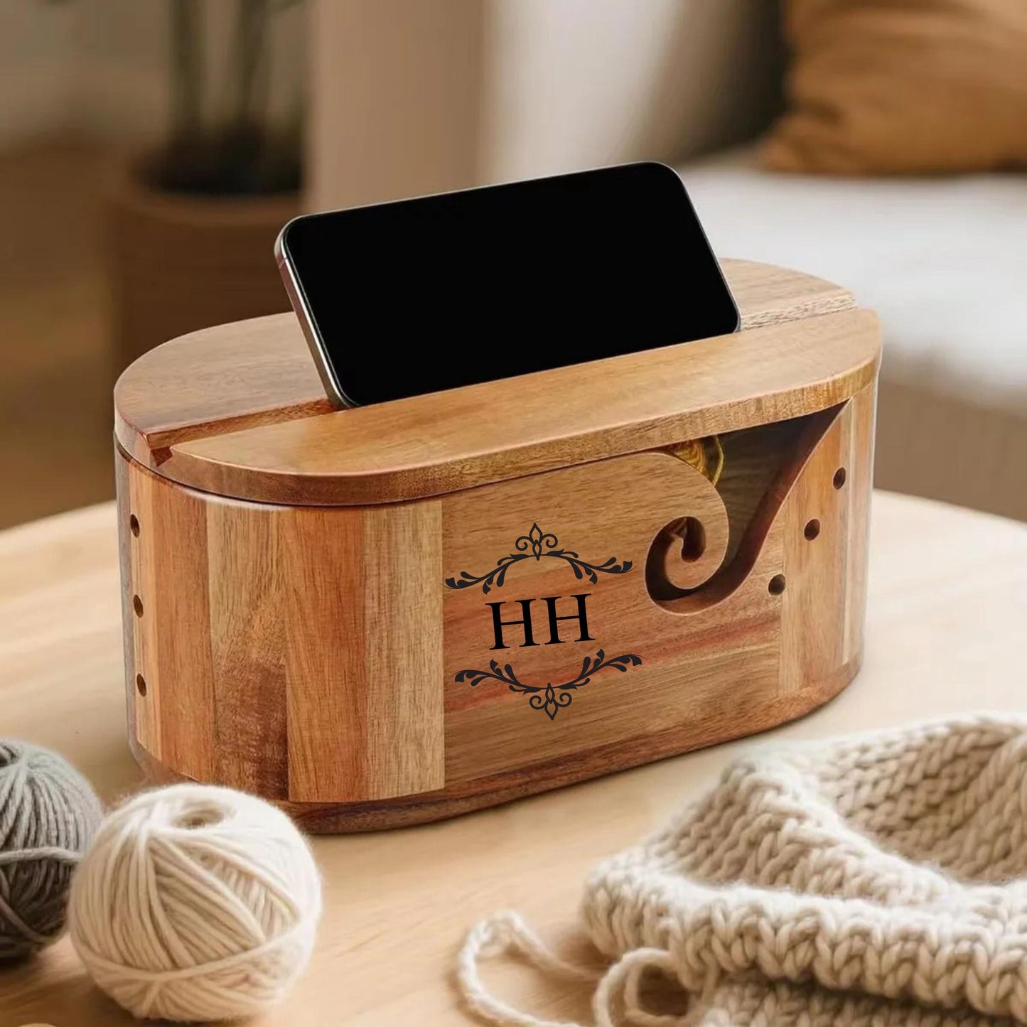 Yarn Bowl with Phone Holder, Personalized Wooden Crochet & Knitting Yarn Holder, Gift for Yarn Lovers, Crochet Accessories, Yarn Organizer
