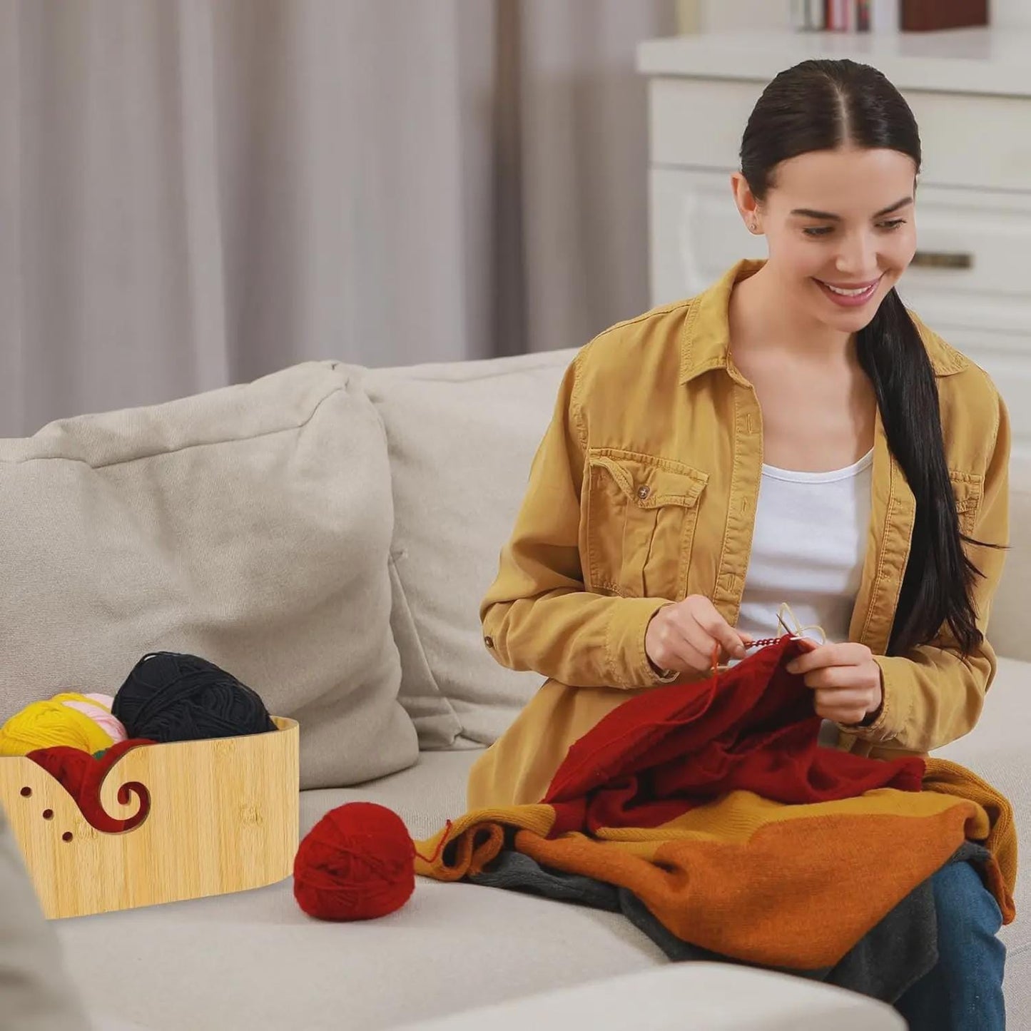 Custom Oval Yarn Bowl with Phone Holder, Wooden Crochet & Knitting Yarn Holder, Gift for Yarn Lovers, Crochet Accessories, Yarn Organizer